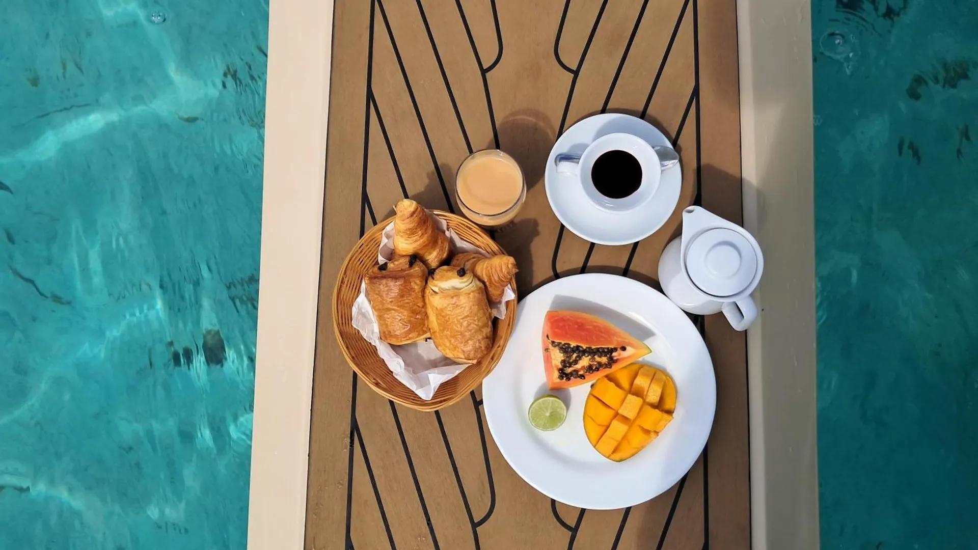 Moorea Beach Lodge Hotel